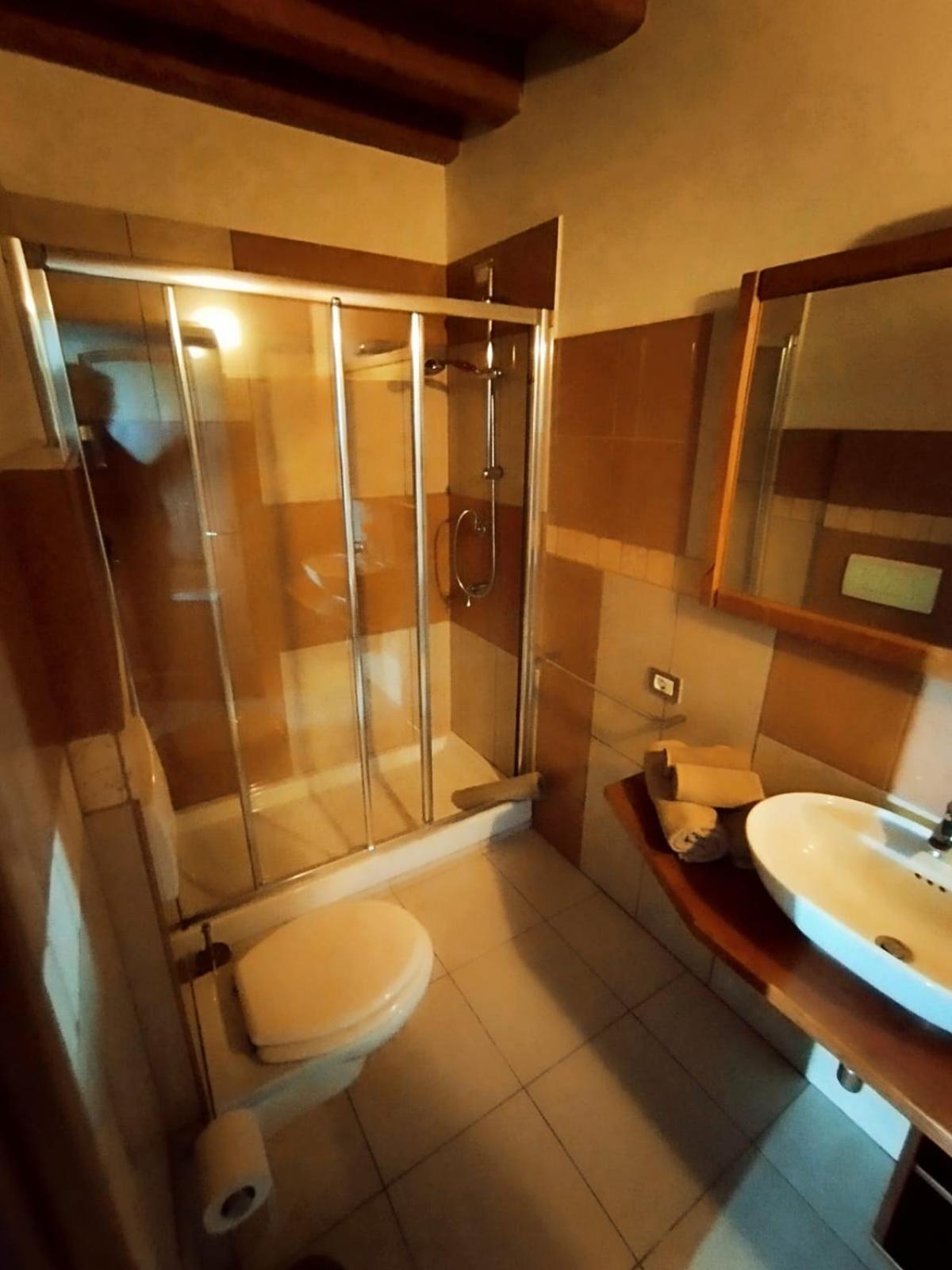 Private Room In The Food Valley Of Parma Montechiarugolo ภายนอก รูปภาพ